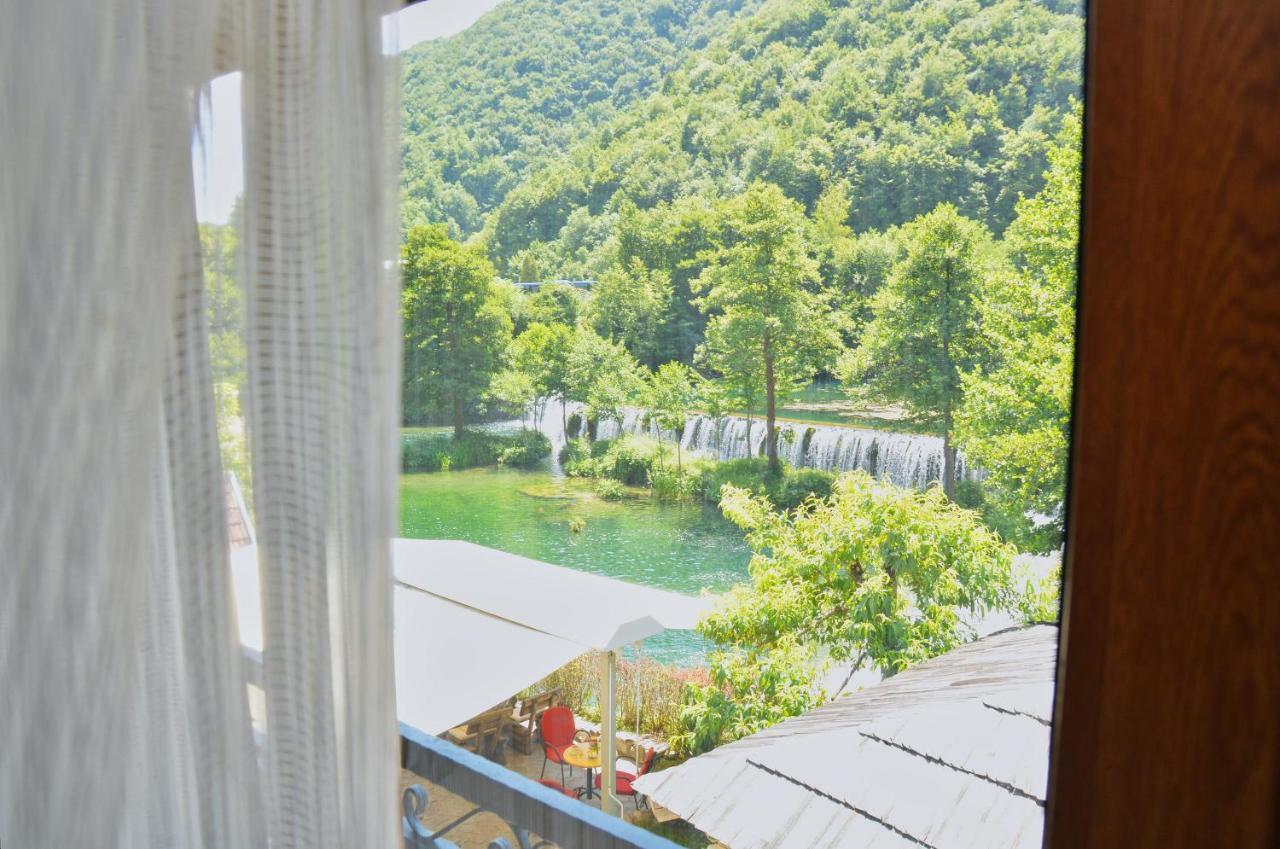 Motel Konoba Slapovi Jajce Exterior foto